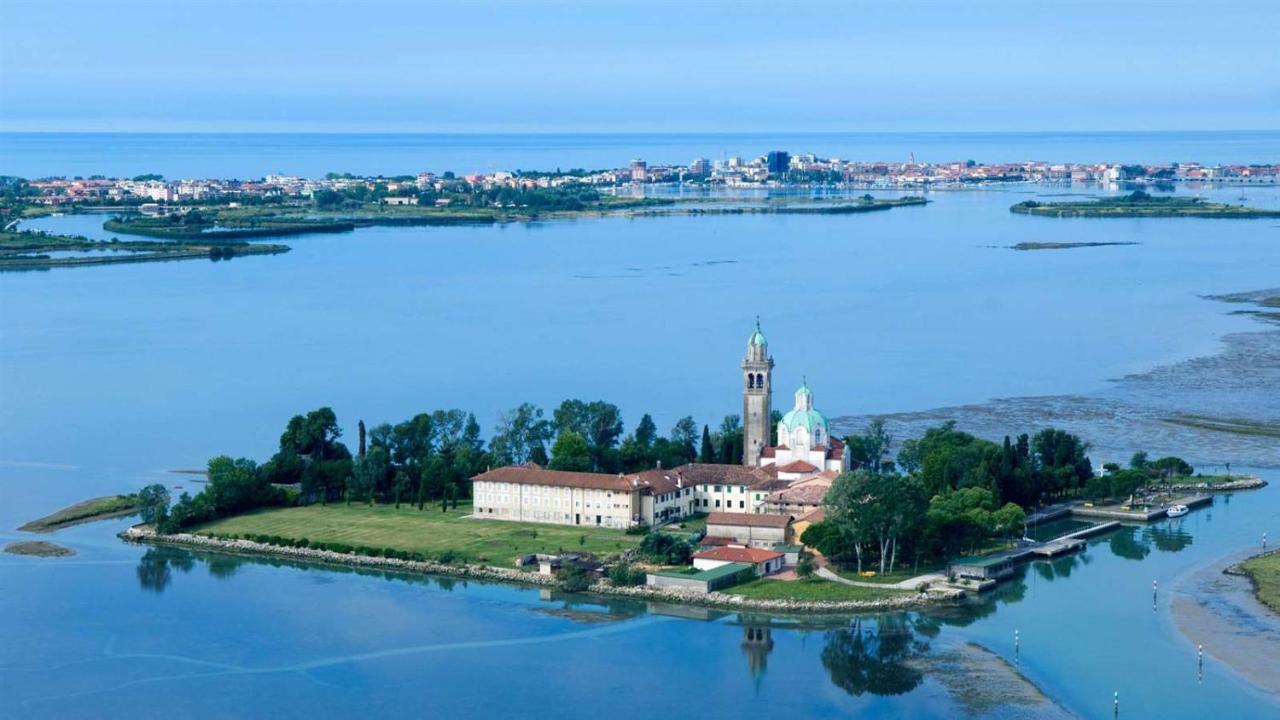 Appartamento Perco Riva Slataper Градо Екстериор снимка