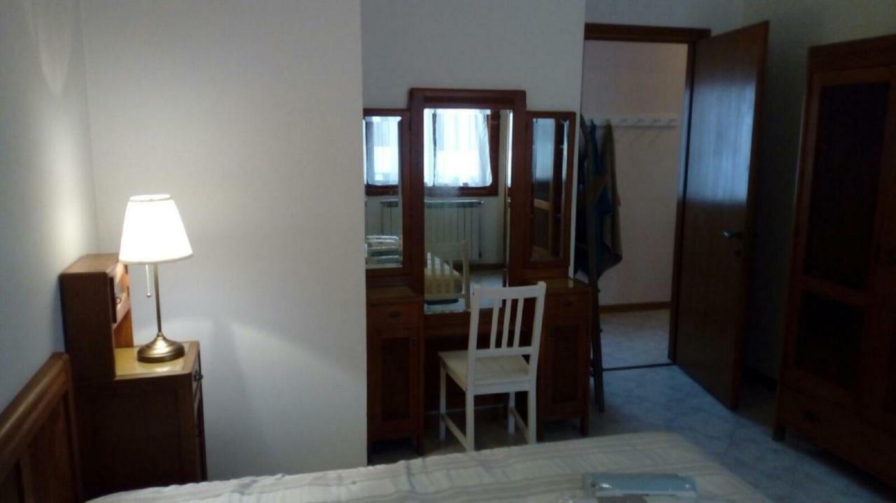 Appartamento Perco Riva Slataper Градо Екстериор снимка