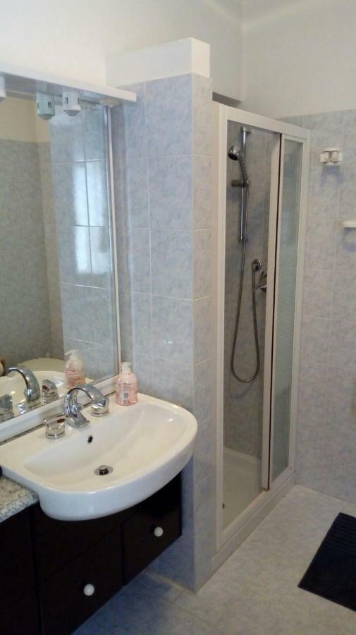 Appartamento Perco Riva Slataper Градо Екстериор снимка